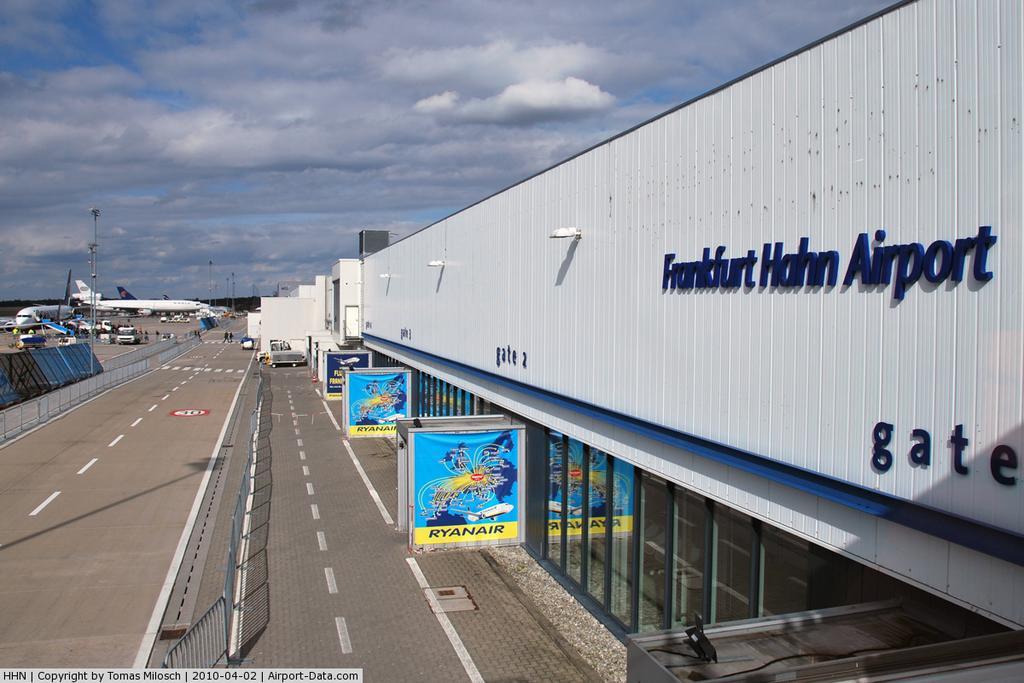 The Venue Frankfurt-Hahn Airport Hotel Hirschfeld Exterior foto